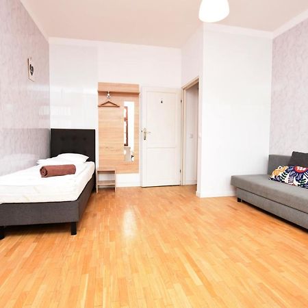 City Central Hostel Wroclaw Bagian luar foto