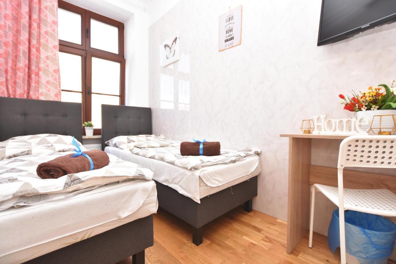 City Central Hostel Wroclaw Bagian luar foto